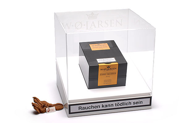 W.. Larsen Hand Pressed  2015 Pfeifentabak 100g Dose